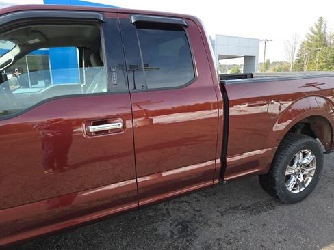 Used 2017 Ford F150 XLT w/ XTR Package image 33