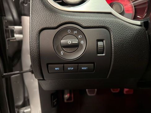 Used 2010 Ford Mustang GT Premium image 22