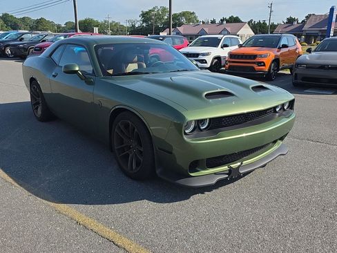 Used 2022 Dodge Challenger SRT Hellcat Redeye RWD image 4