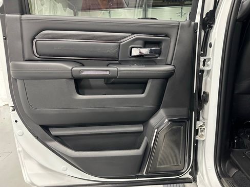 Used 2024 RAM 2500 Limited image 43