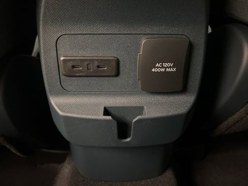 New 2025 Ford Maverick XLT w/ Equipment Group 301A image 31