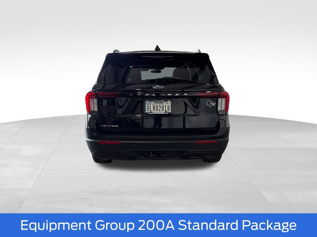 New 2026 Ford Explorer Active RWD image 5