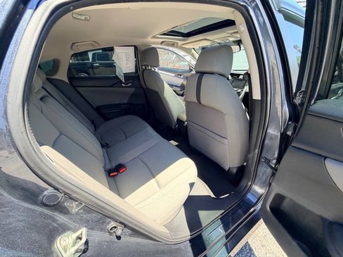 Used 2019 Honda Civic EX image 47