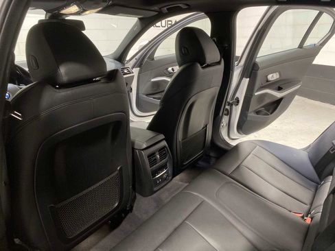 Used 2019 BMW 330i xDrive Sedan w/ Convenience Package AWD/4WD image 12