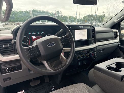 Used 2025 Ford F250 XLT w/ FX4 Off-Road Package AWD/4WD image 13
