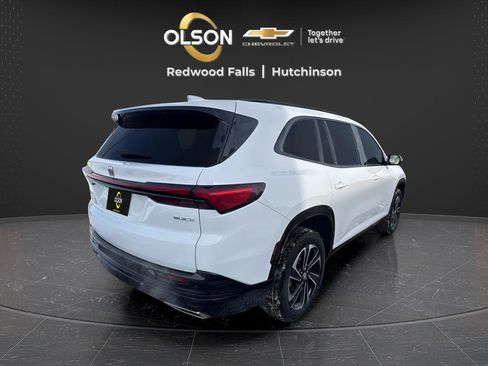 Used 2025 Buick Enclave Sport Touring image 5