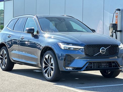 Certified 2026 Volvo XC60 B5 Plus w/ Protection Package Premier AWD/4WD image 7