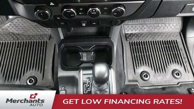 Used 2022 Toyota Tacoma SR5 AWD/4WD image 24