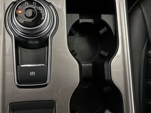 Used 2023 Ford Edge SEL image 22