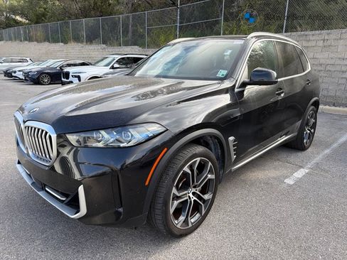 Used 2024 BMW X5 sDrive40i w/ Premium Package RWD image 1