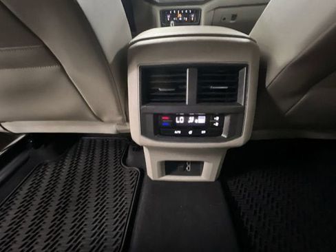 Used 2019 Volkswagen Atlas SE w/ Towing Package AWD/4WD image 20