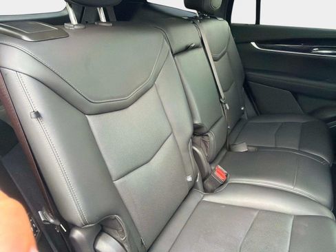 Used 2024 Cadillac XT6 Premium Luxury AWD/4WD image 25
