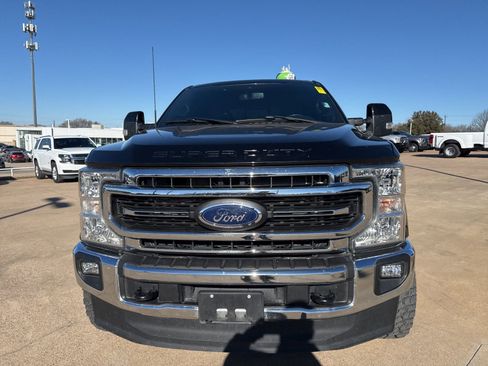 Used 2022 Ford F250 Lariat w/ Lariat Value Package image 2