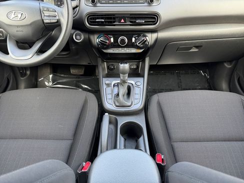 Used 2023 Hyundai Kona SEL AWD/4WD image 12