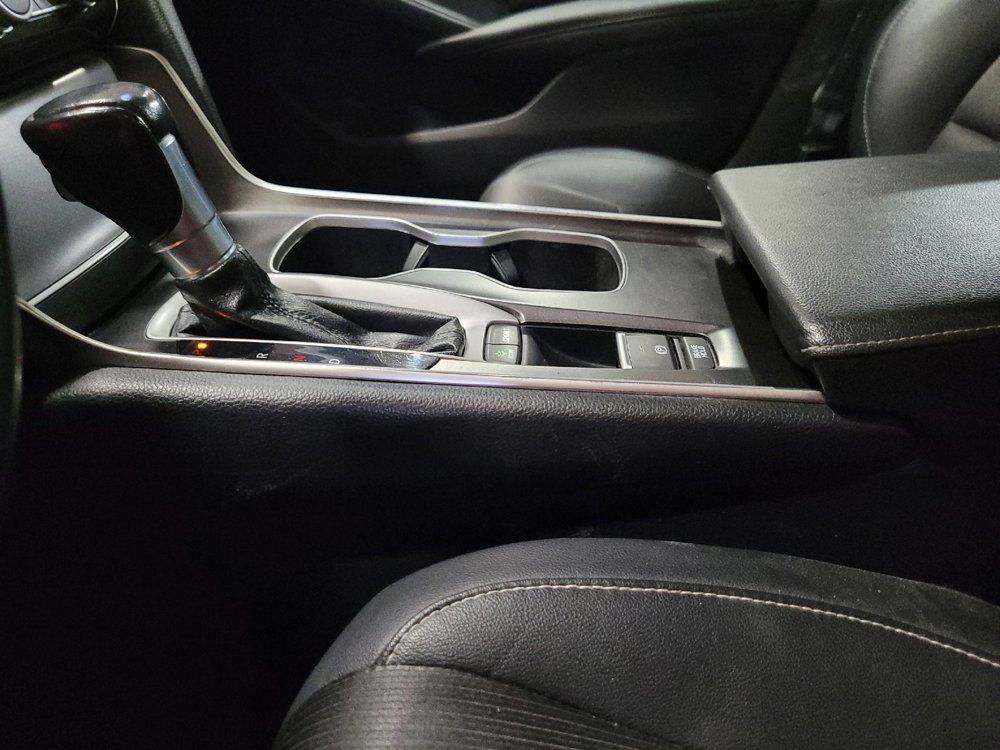 Used 2019 Honda Accord Sport image 26