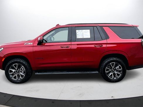 Used 2021 Chevrolet Tahoe Z71 w/ Luxury Package image 6