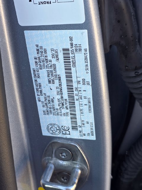 Used 2022 Ford Escape SEL AWD/4WD image 25