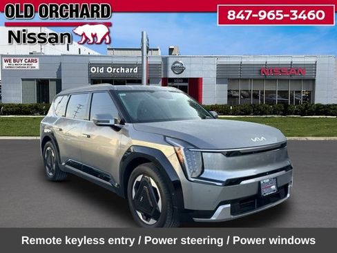Used 2024 Kia EV9 Land AWD/4WD image 5