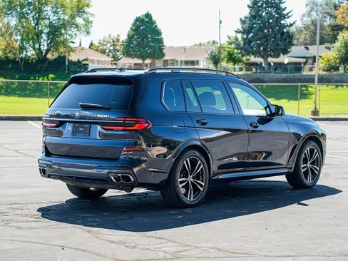 Used 2023 BMW X7 M60i image 5