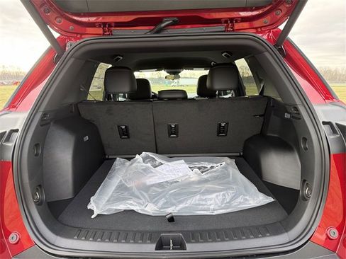 New 2026 Chevrolet Equinox LT w/ Convenience Package II image 15