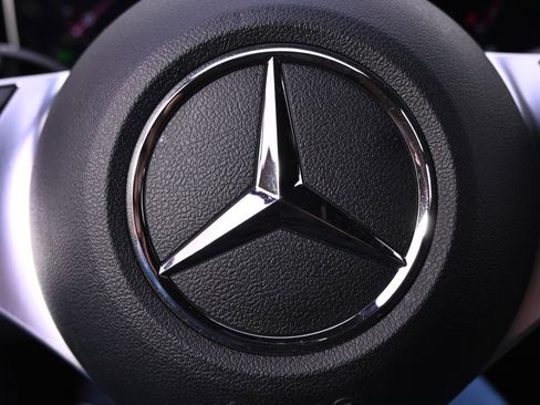 Used 2023 Mercedes-Benz C 300 4MATIC Sedan image 35