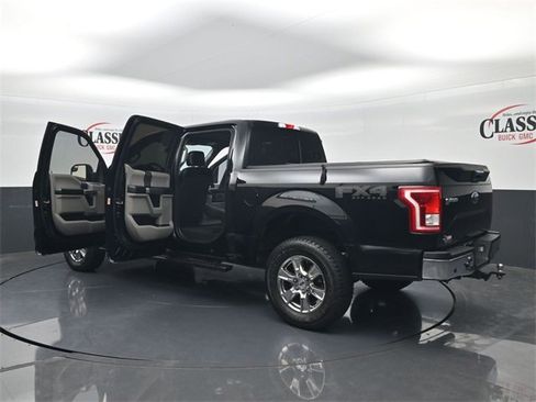 Used 2017 Ford F150 XLT w/ Equipment Group 302A Luxury image 37