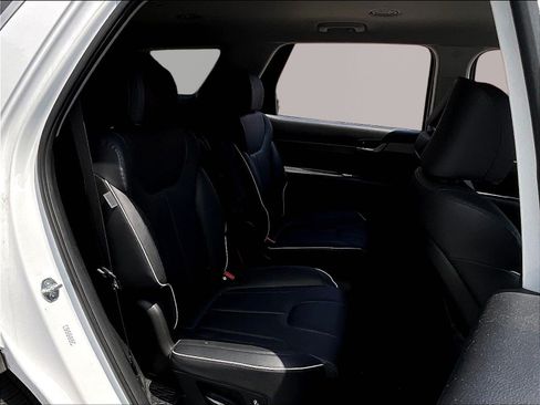Used 2022 Hyundai Palisade SE FWD image 25