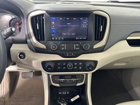 Used 2023 GMC Terrain Denali w/ Denali Premium Package AWD/4WD image 20