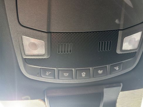 Certified 2022 Ford F350 Lariat w/ Lariat Value Package image 22