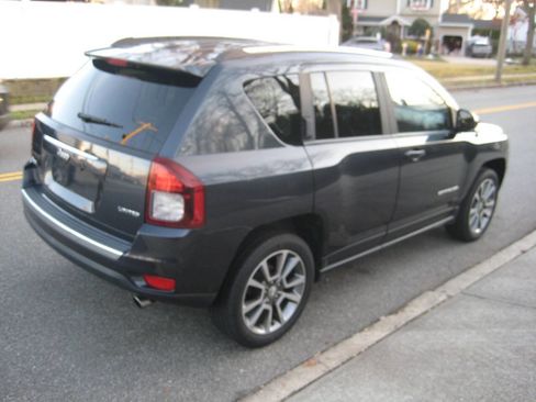 Used 2014 Jeep Compass Limited w/ Sun/Sound Group image 5