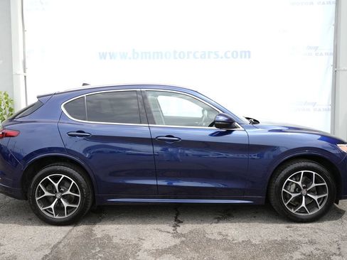 Used 2021 Alfa Romeo Stelvio Ti AWD/4WD image 5