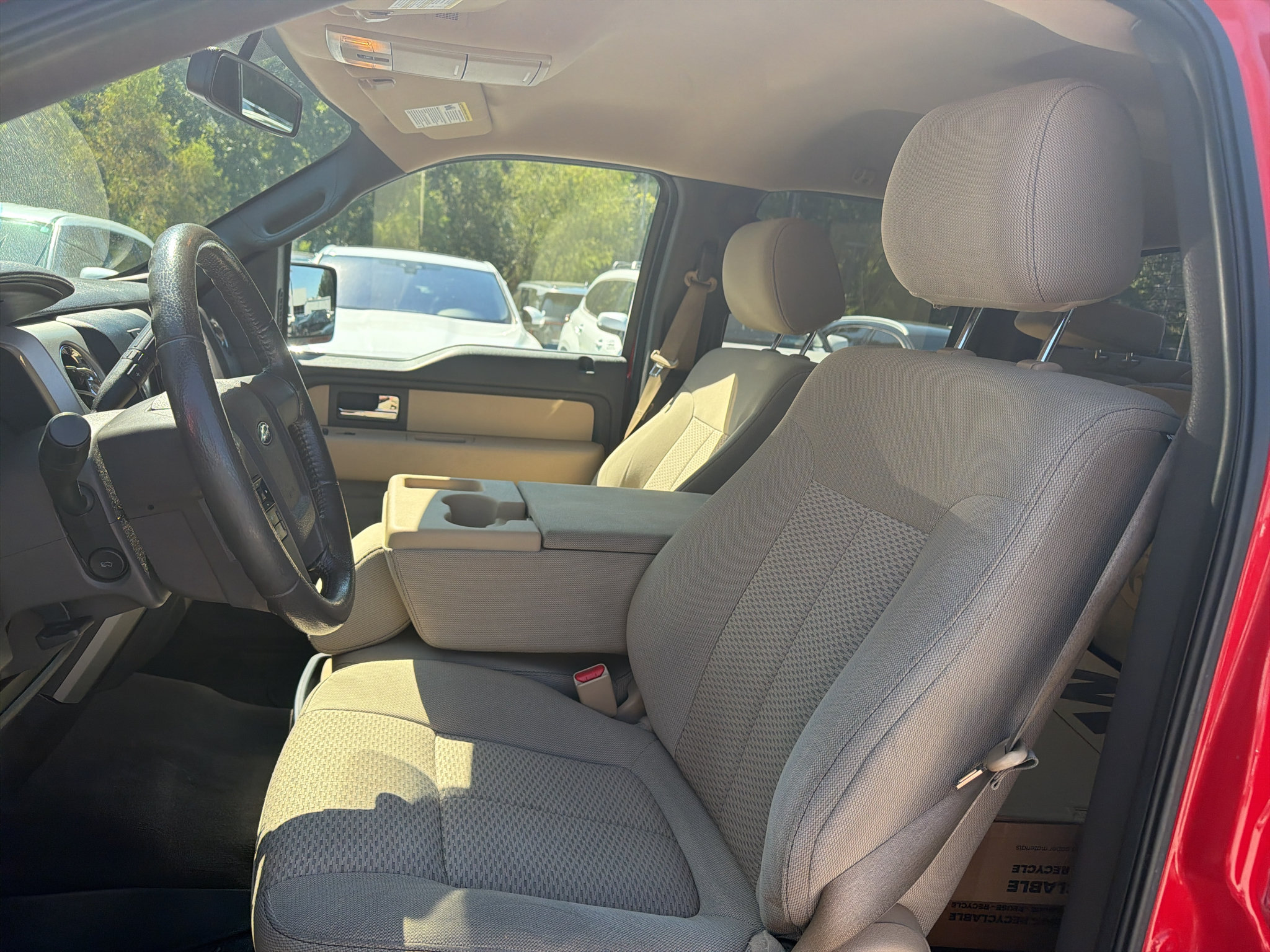 Used 2013 Ford F150 XLT w/ Luxury Equipment Group RWD image 13
