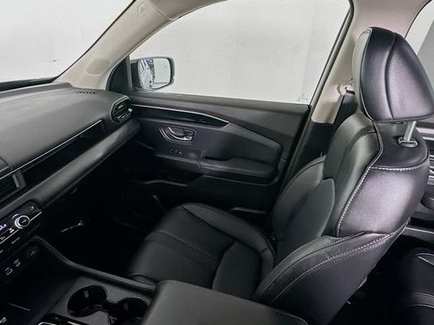 Used 2024 Honda Pilot EX-L image 22