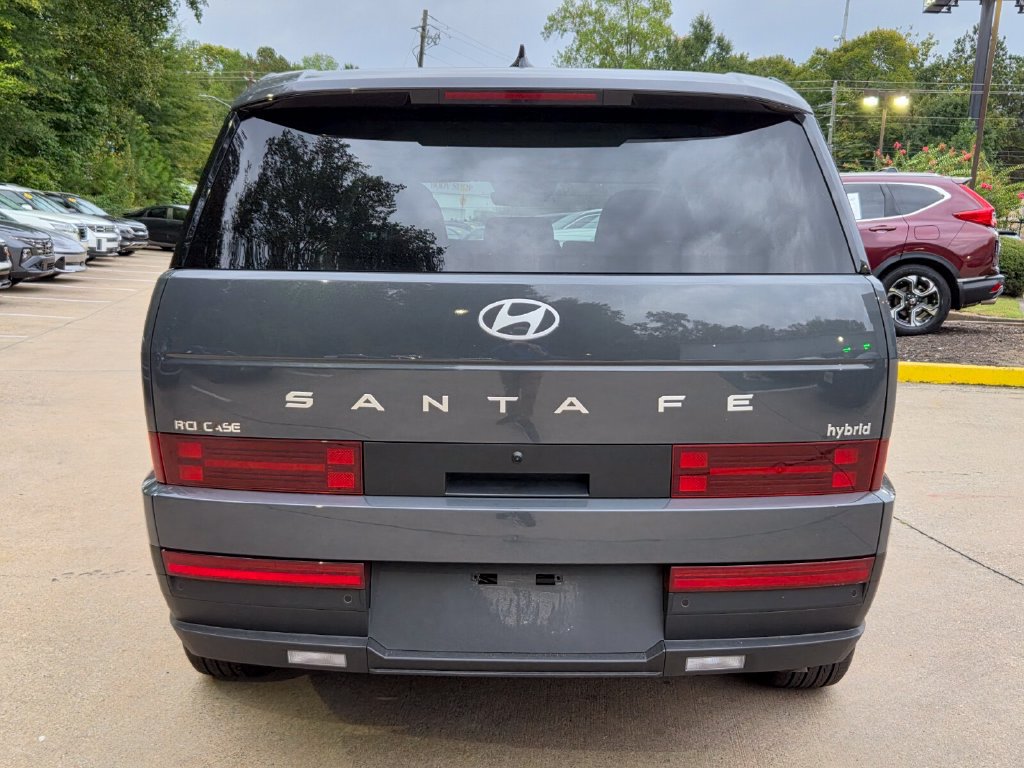 Used 2026 Hyundai Santa Fe SE FWD image 17