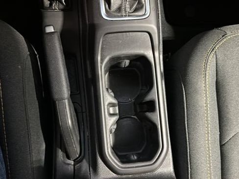 Used 2024 Jeep Wrangler Unlimited Sport AWD/4WD image 19