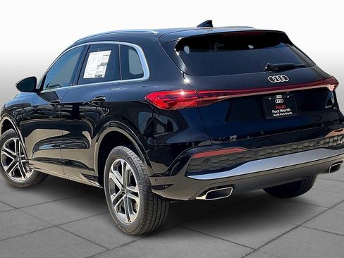New 2025 Audi Q5 Premium image 12
