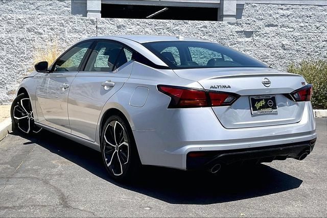Certified 2024 Nissan Altima 2.5 SR FWD image 10