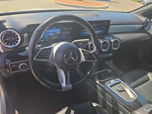 Used 2025 Mercedes-Benz CLA 250 4MATIC image 10