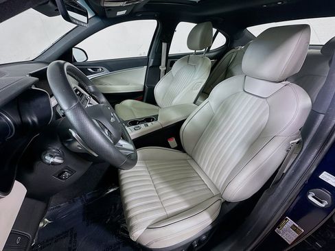 Used 2023 Genesis G70 2.0T w/ Sport Prestige Package RWD image 15