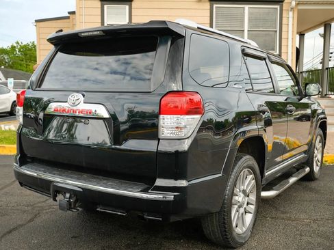 Used 2010 Toyota 4Runner Limited AWD/4WD image 5