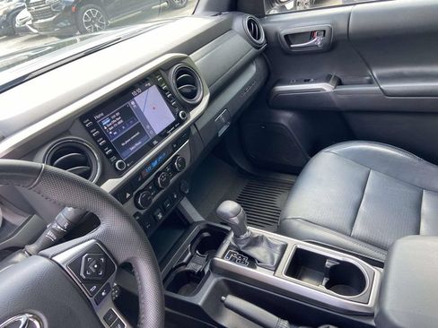 Used 2023 Toyota Tacoma Limited AWD/4WD image 26