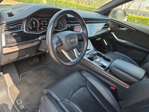 Used 2019 Audi Q8 Prestige AWD/4WD image 16