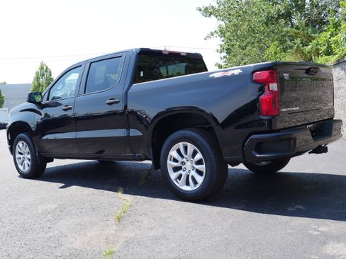 Certified 2024 Chevrolet Silverado 1500 Custom AWD/4WD image 4