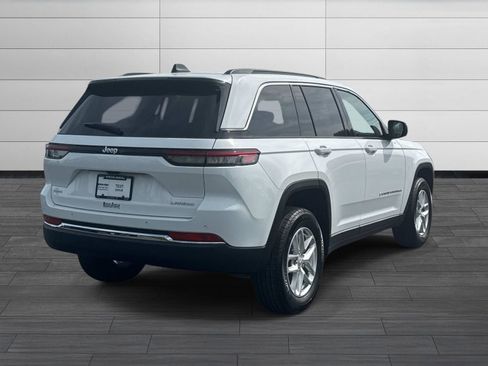 New 2026 Jeep Grand Cherokee Laredo X AWD/4WD image 4