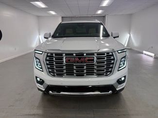 New 2026 GMC Yukon Denali w/ Sun & Power Step Package video 2