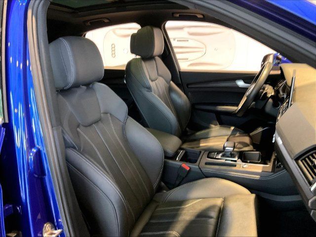 Used 2021 Audi Q5 2.0T Premium Plus w/ Premium Plus Package AWD/4WD image 17