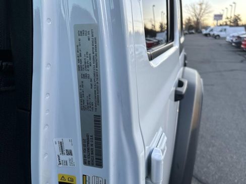 Used 2023 Jeep Wrangler Unlimited w/ Dual Top Group image 37