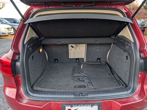 Used 2016 Volkswagen Tiguan S image 35