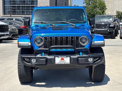 Used 2023 Jeep Wrangler Unlimited Rubicon 4xe AWD/4WD image 6