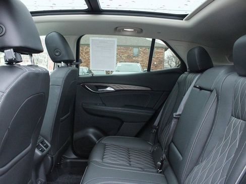 Used 2023 Buick Envision Avenir image 35